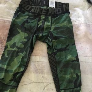 Nike Men’s Pro Hypercool Camo Tights